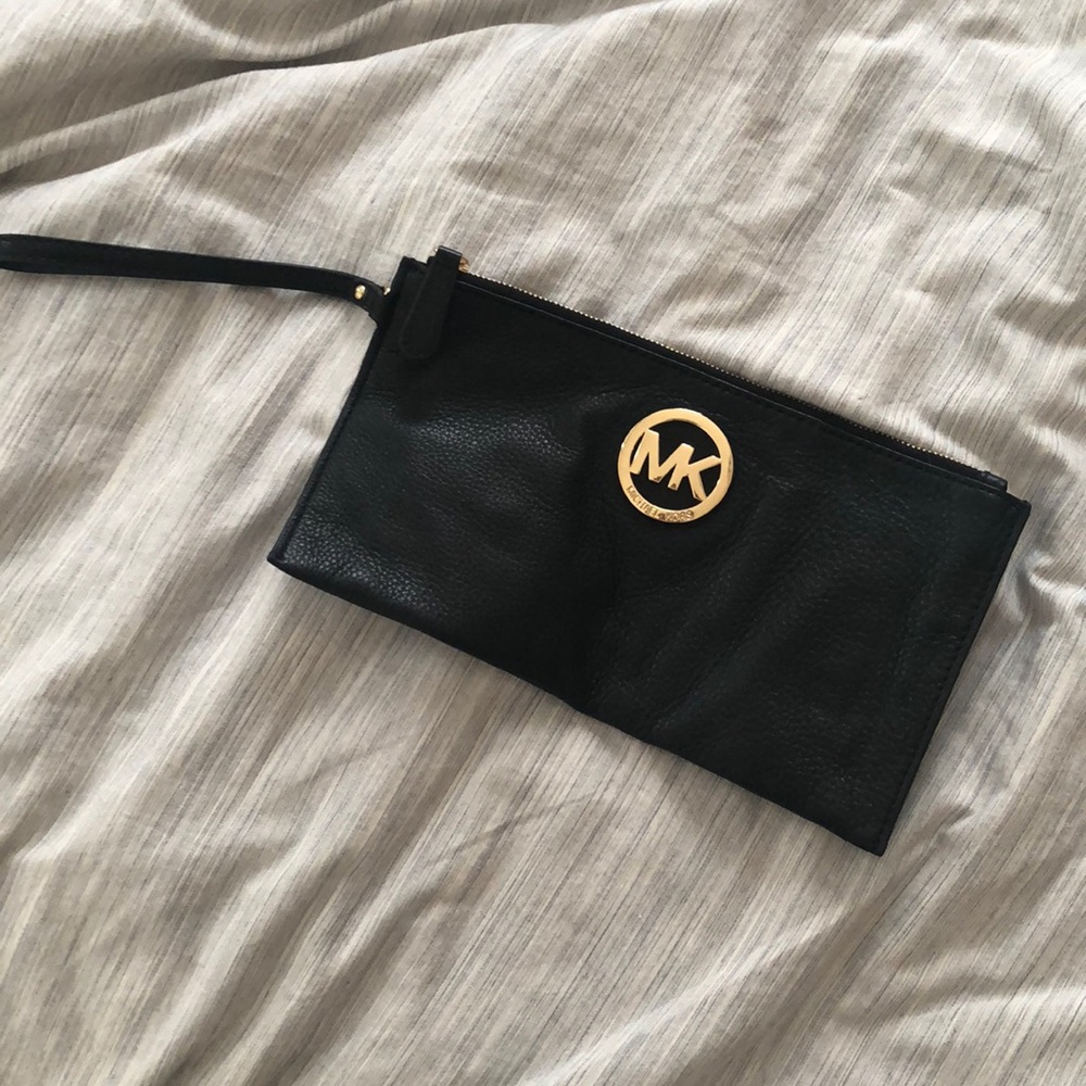 Michael Kors clutch/wristlet